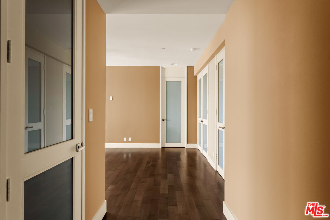 10350 Wilshire Blvd Unit: 901