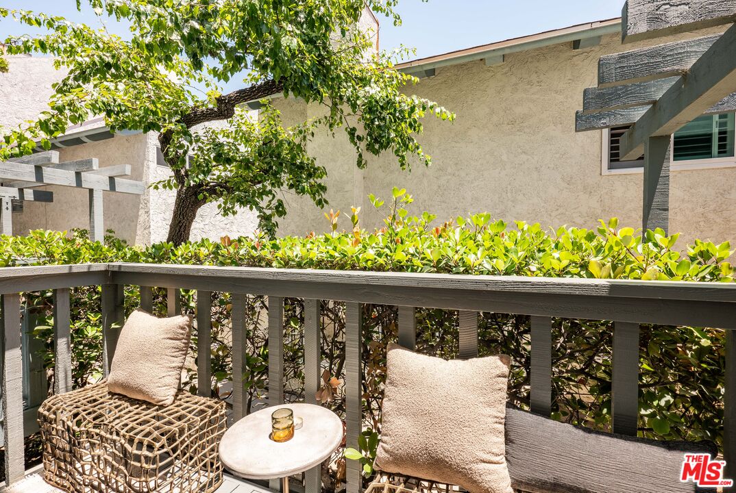 1144 17th St Unit: 6