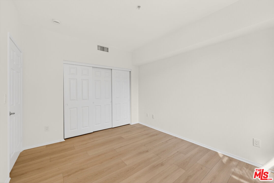 13200 Pacific Promenade Prome Unit: 351