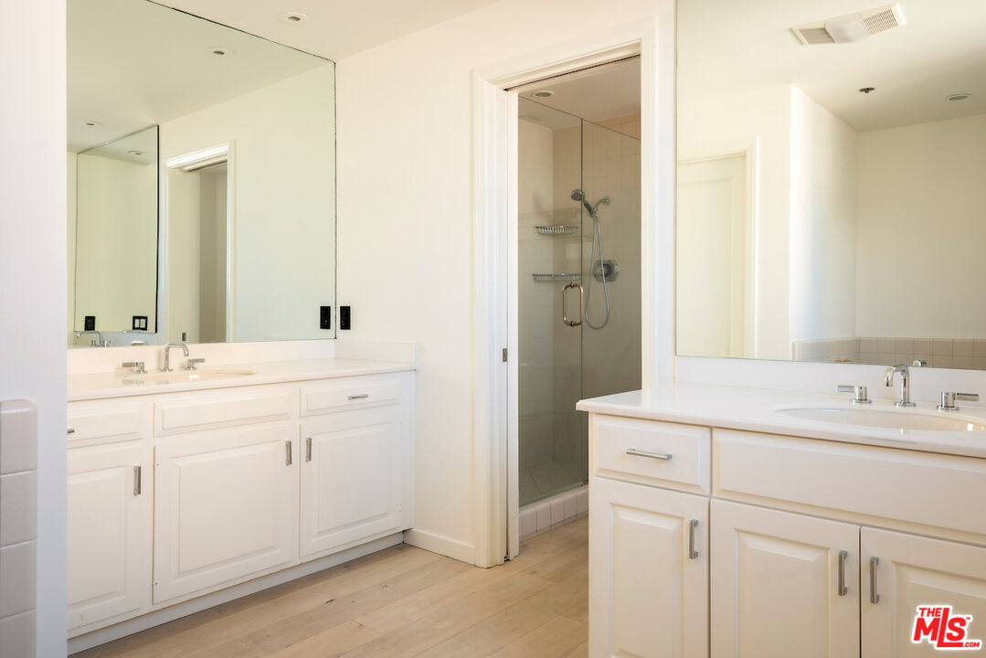 10550 WILSHIRE BLVD Unit: 904