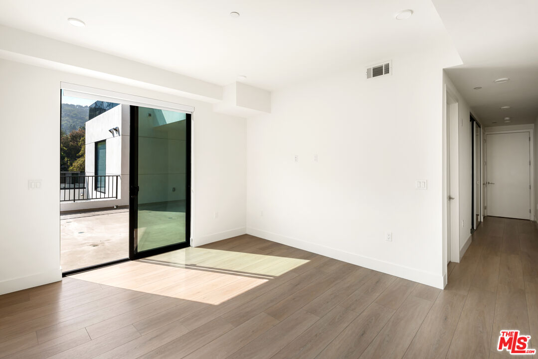 3651 Regal Pl Unit: 402