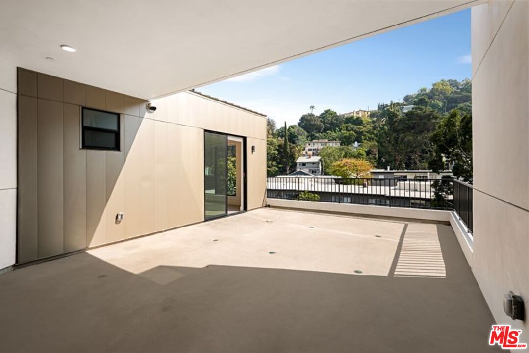 3651 Regal Pl Unit: 402