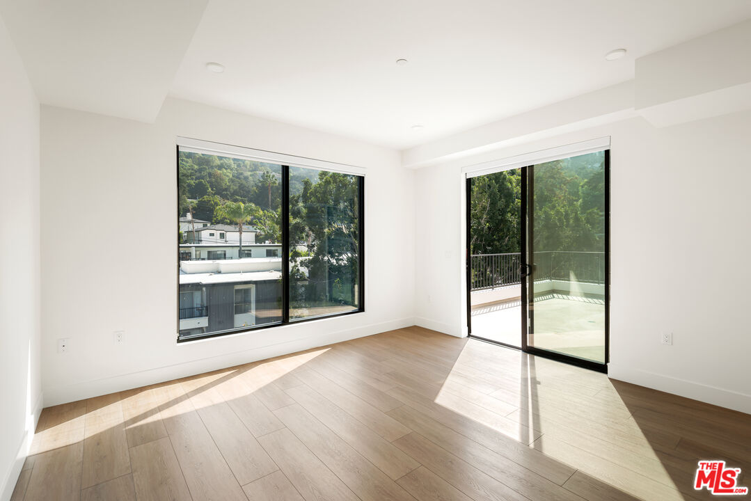 3651 Regal Pl Unit: 402