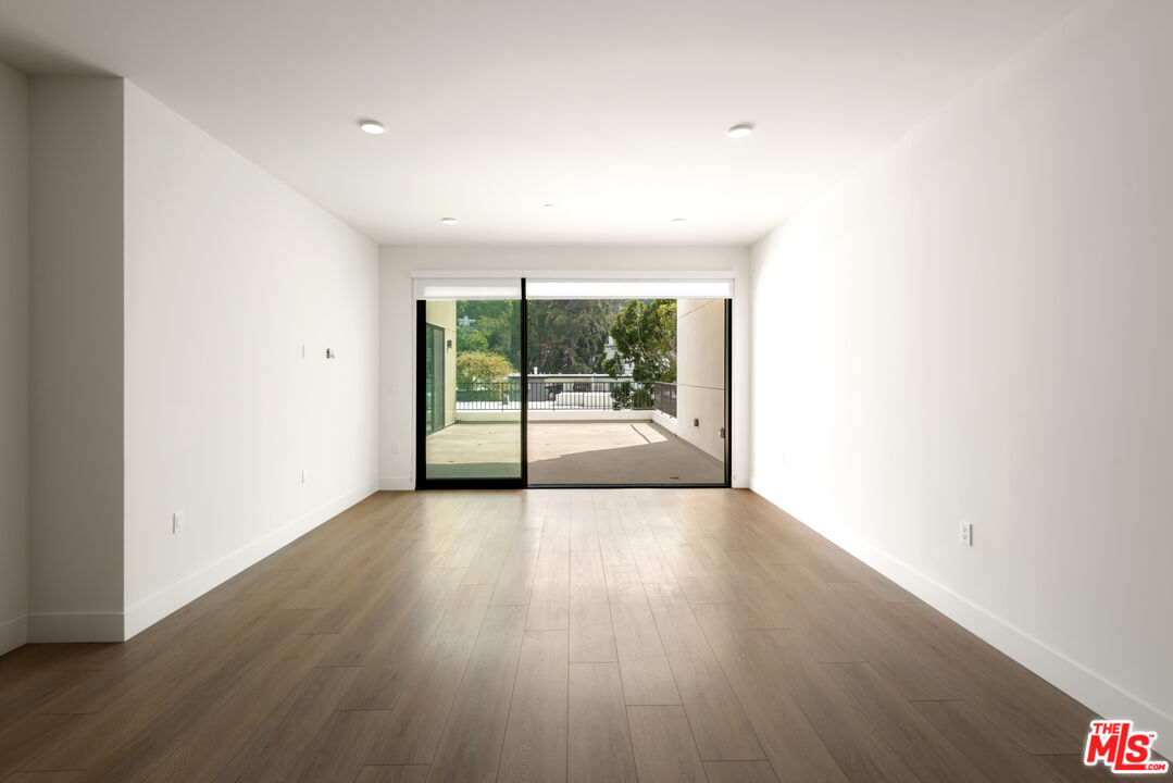 3651 Regal Pl Unit: 402