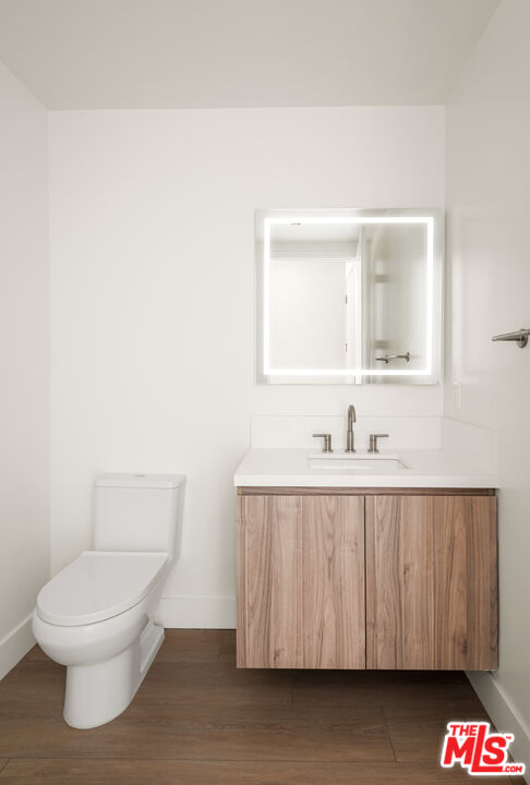 3651 Regal Pl Unit: 402