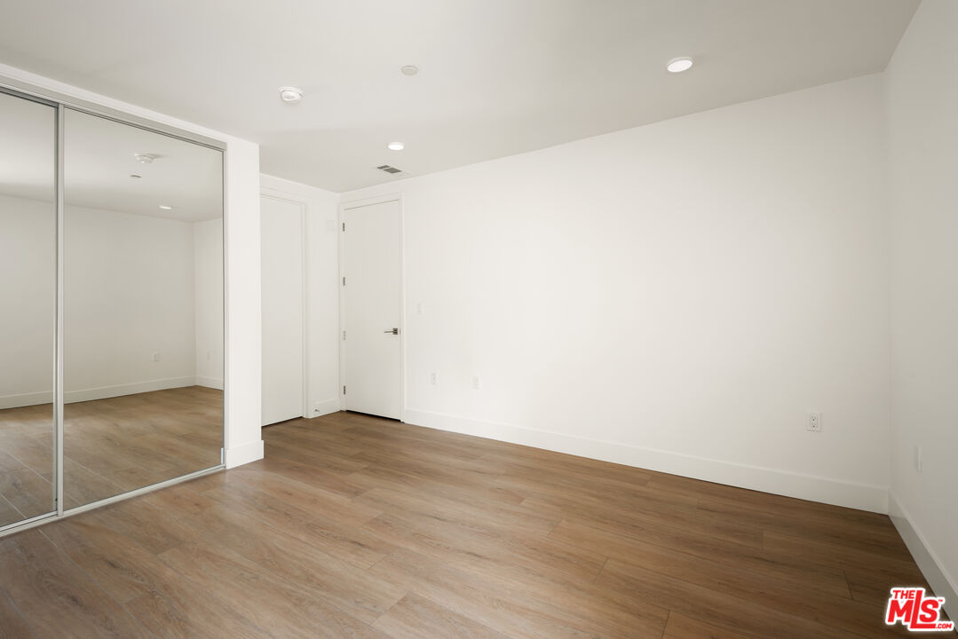 3651 Regal Pl Unit: 402