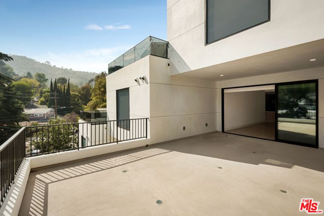 3651 Regal Pl Unit: 402