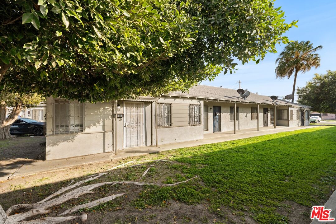 1108 E Fairview Blvd