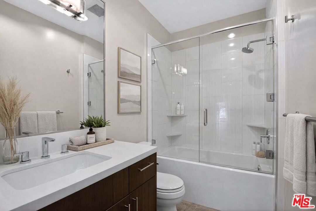 11023 Fruitland Dr Unit: 401