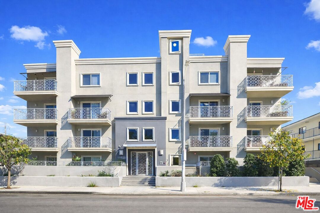 11023 Fruitland Dr Unit: 401