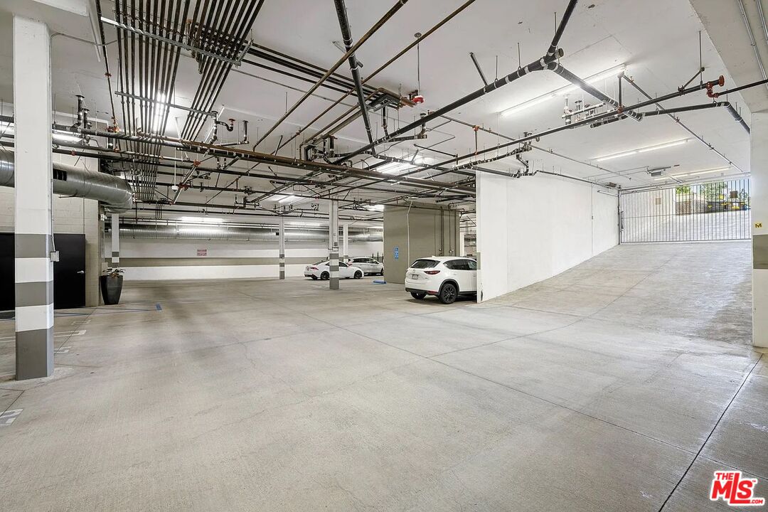 11023 Fruitland Dr Unit: 401