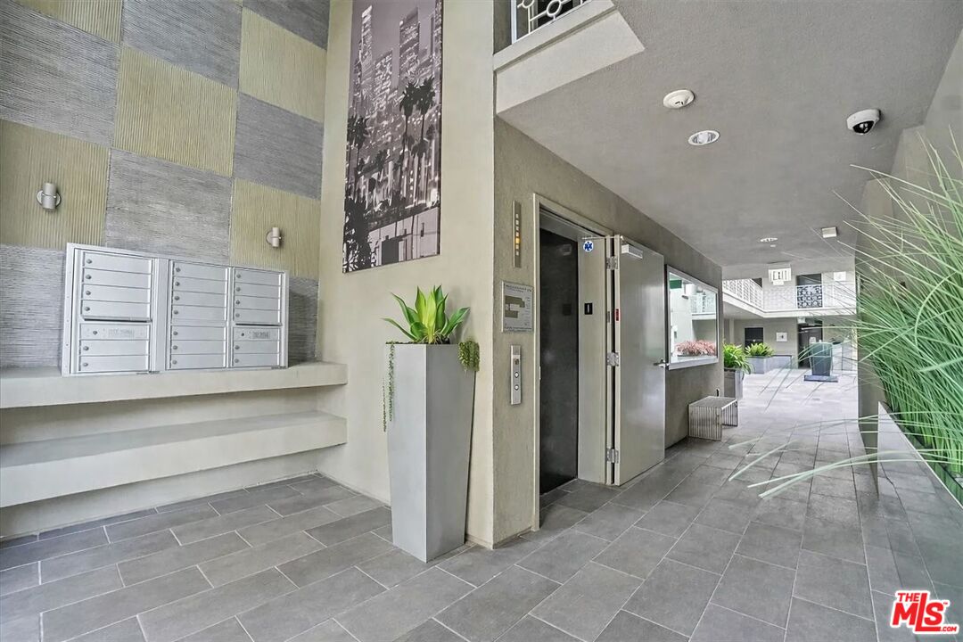 11023 Fruitland Dr Unit: 401