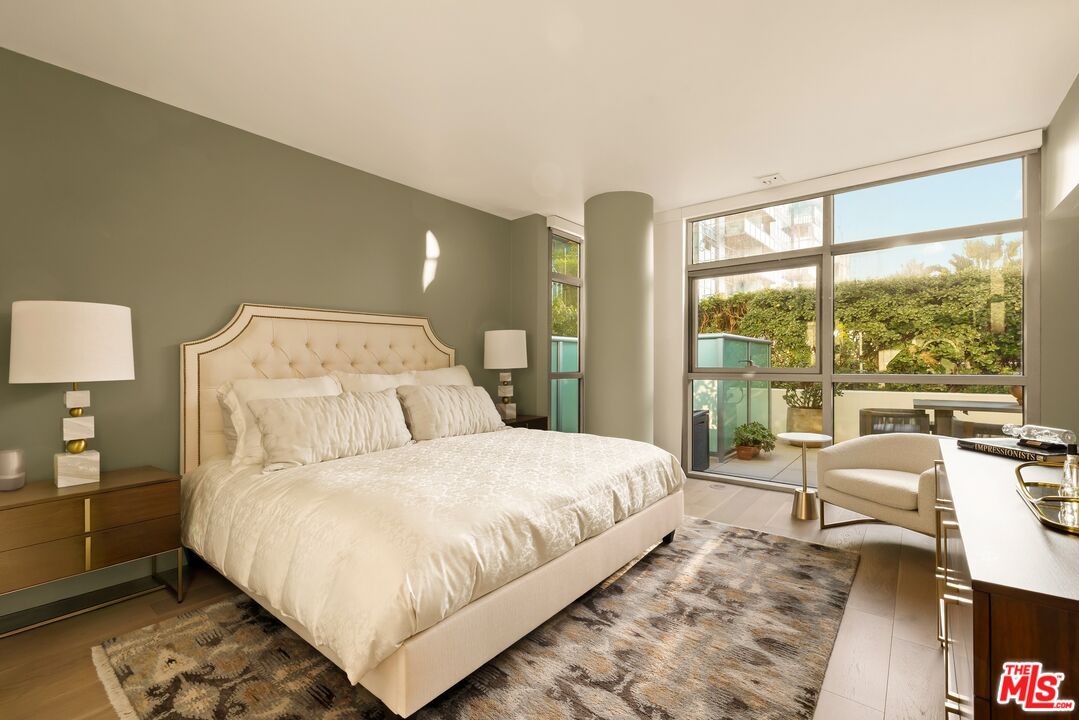 13700 Marina Pointe Dr Unit: 314