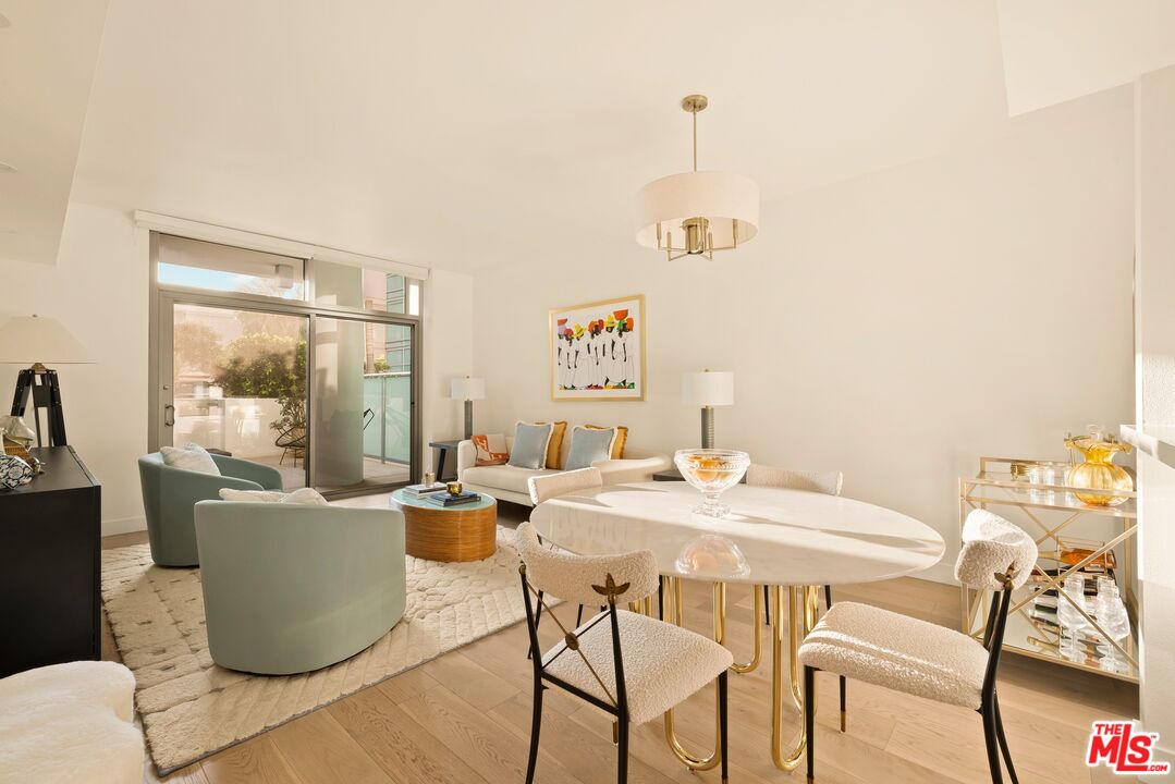 13700 Marina Pointe Dr Unit: 314