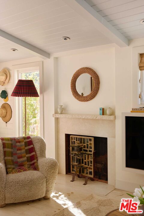 6 Paradise Cove Road