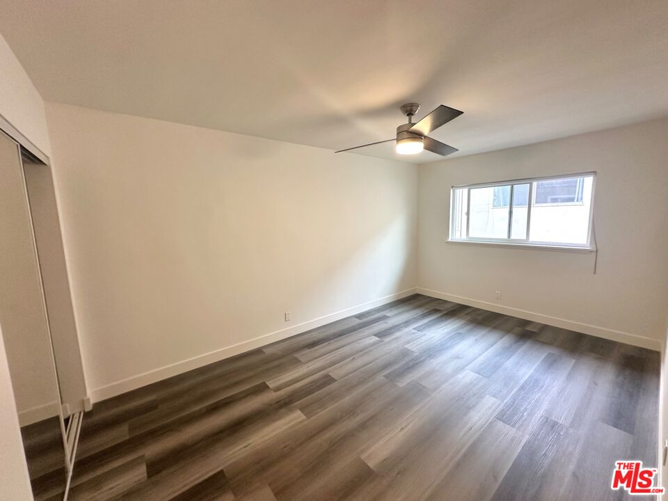1000 N Orange Grove Ave Unit: 9