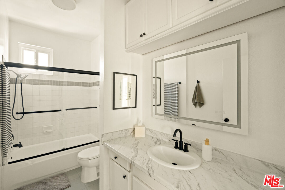 1310 N Detroit St Unit: 401