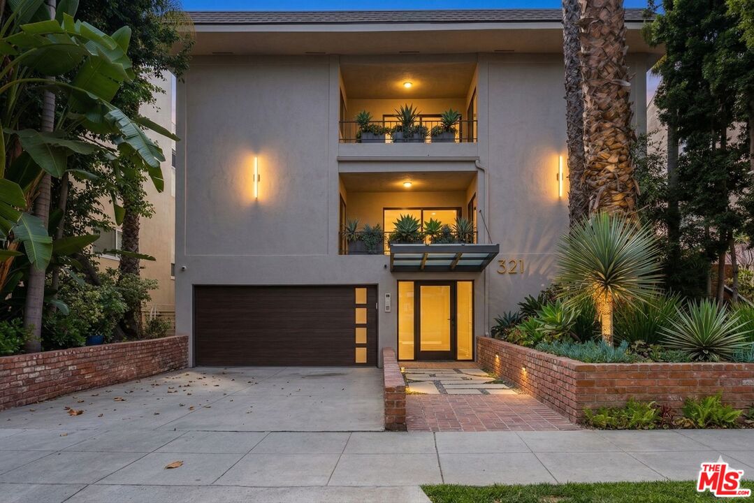 321 N Palm Dr Unit: 3