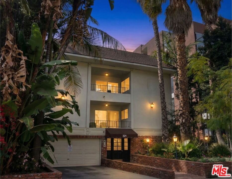 321 N Palm Dr Unit: 3