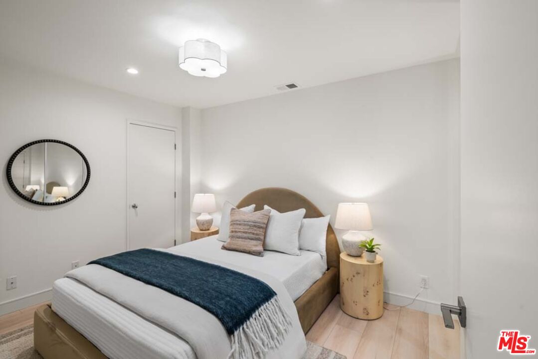 10747 Wilshire Blvd Unit: 806