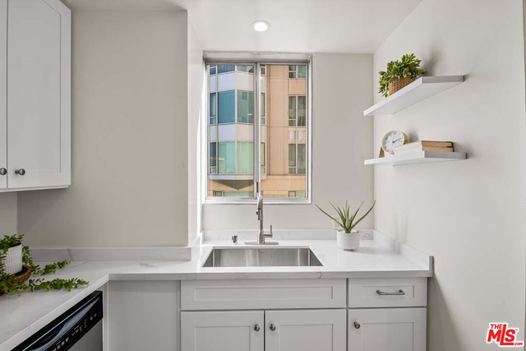 10747 Wilshire Blvd Unit: 806