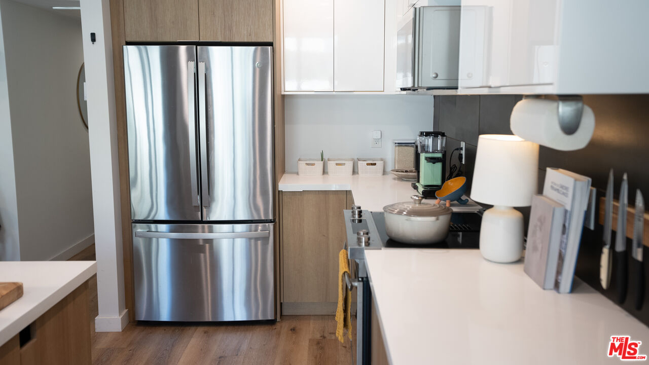 2811 Waverly Dr Unit: 1