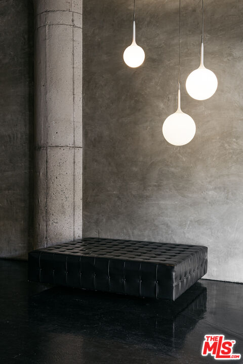 1855 Industrial St Unit: 307