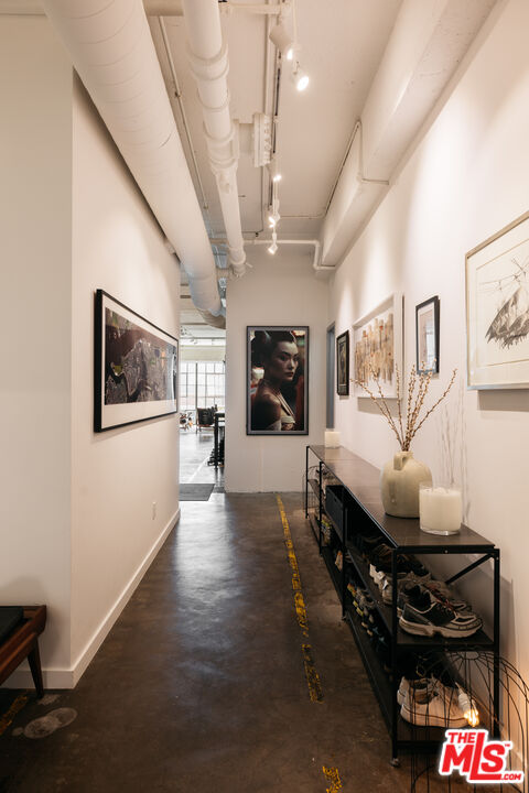 1855 Industrial St Unit: 307