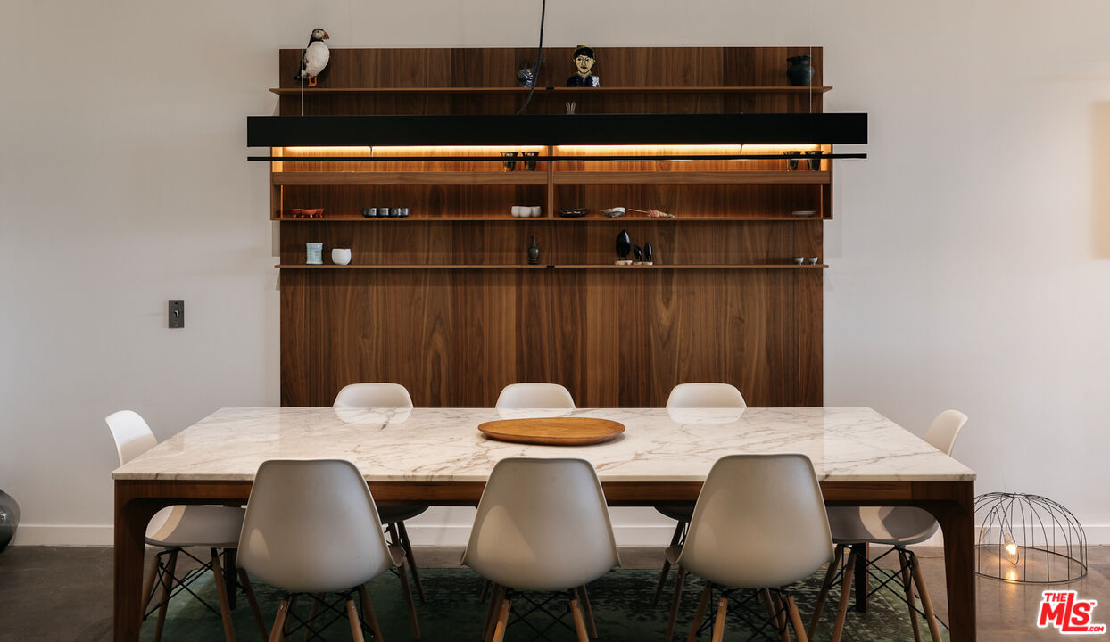 1855 Industrial St Unit: 307