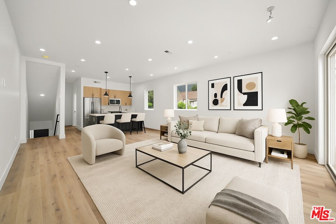 1518 Magnolia Ave