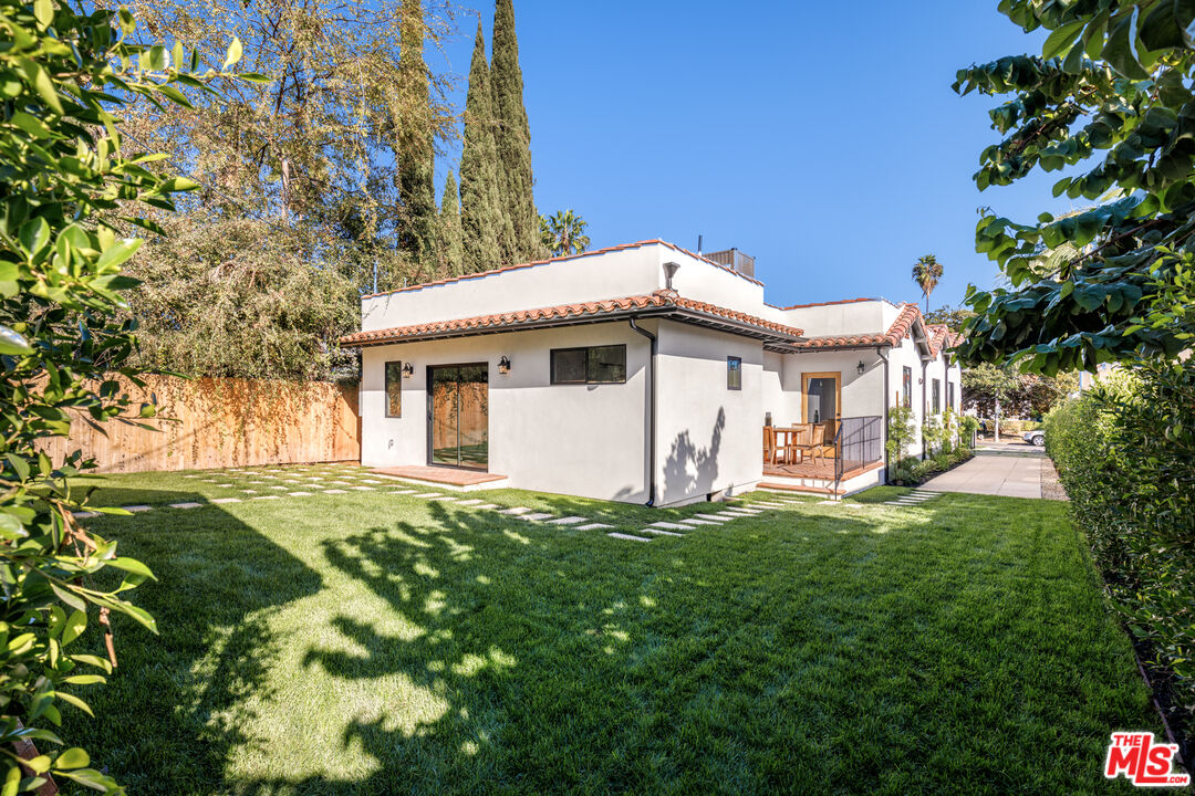 913 S Mullen Ave