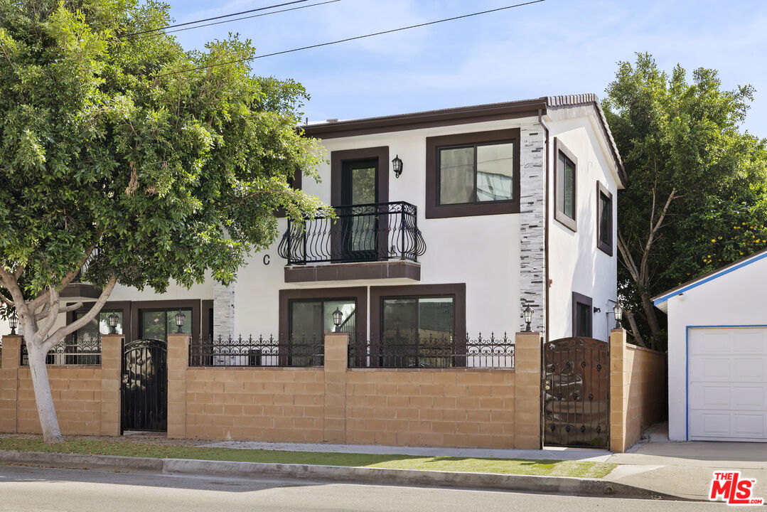 2017 S Centinela Ave Unit: C