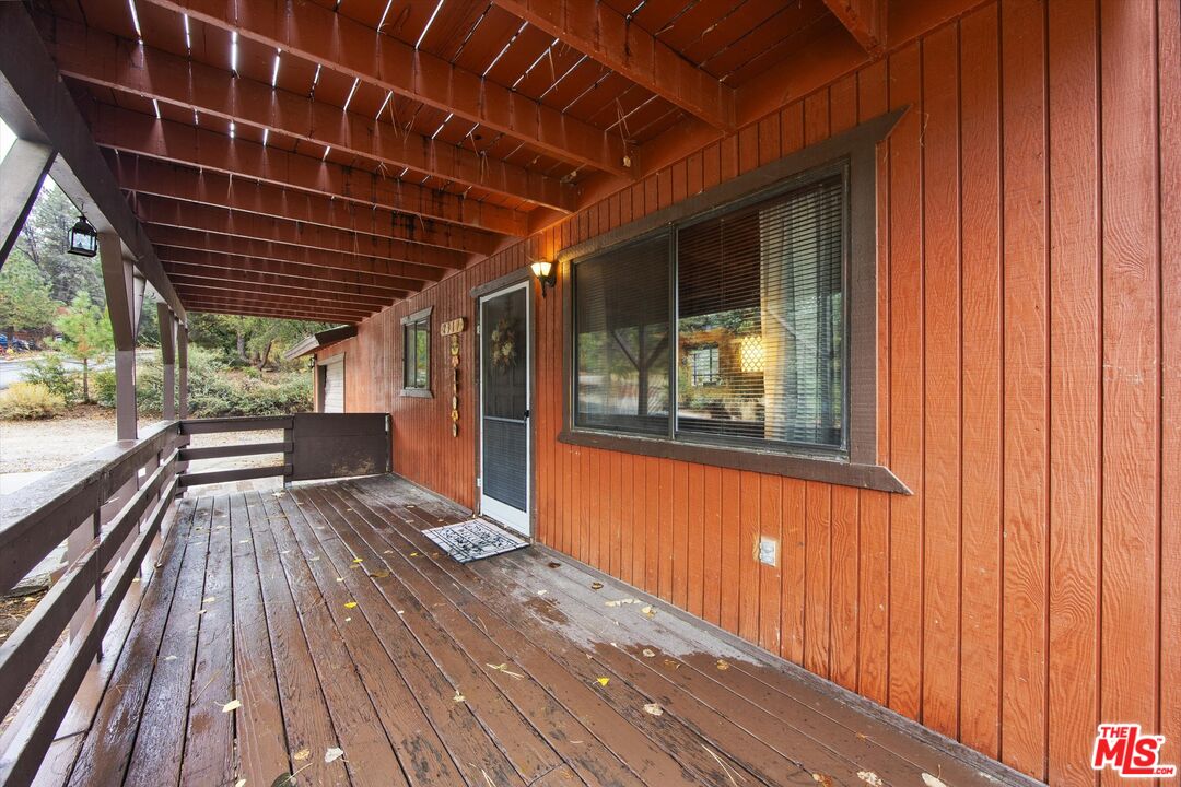 2317 Maplewood Way