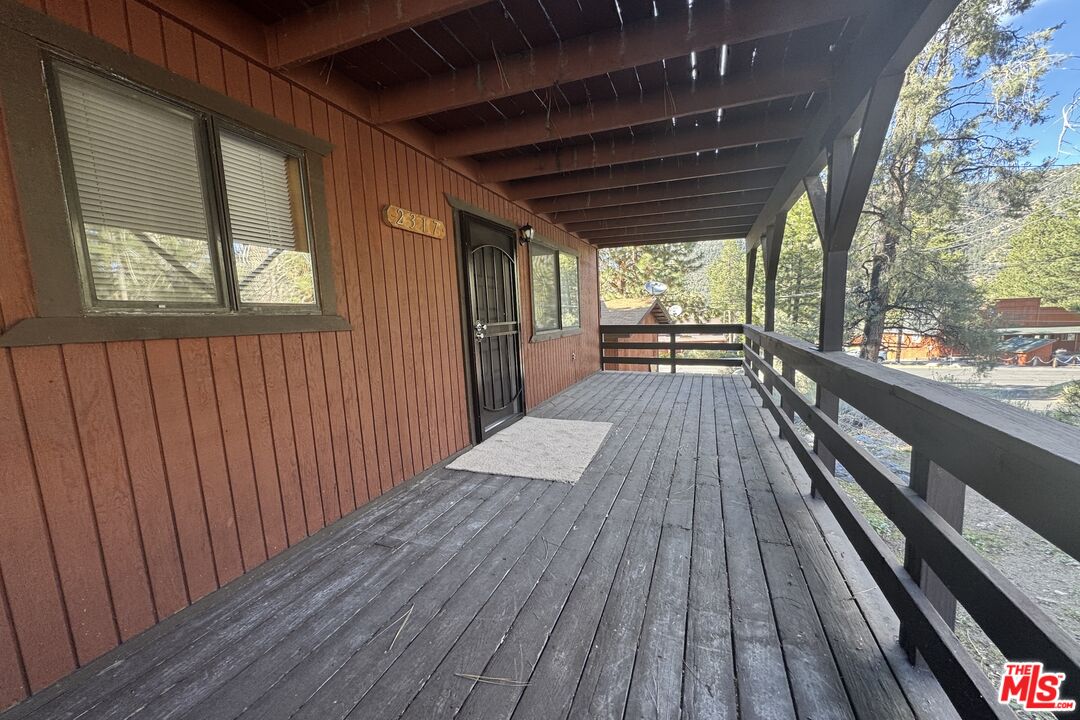2317 Maplewood Way