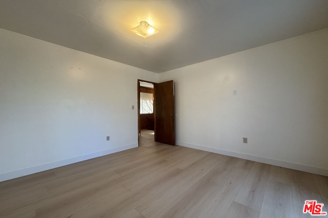 2317 Maplewood Way
