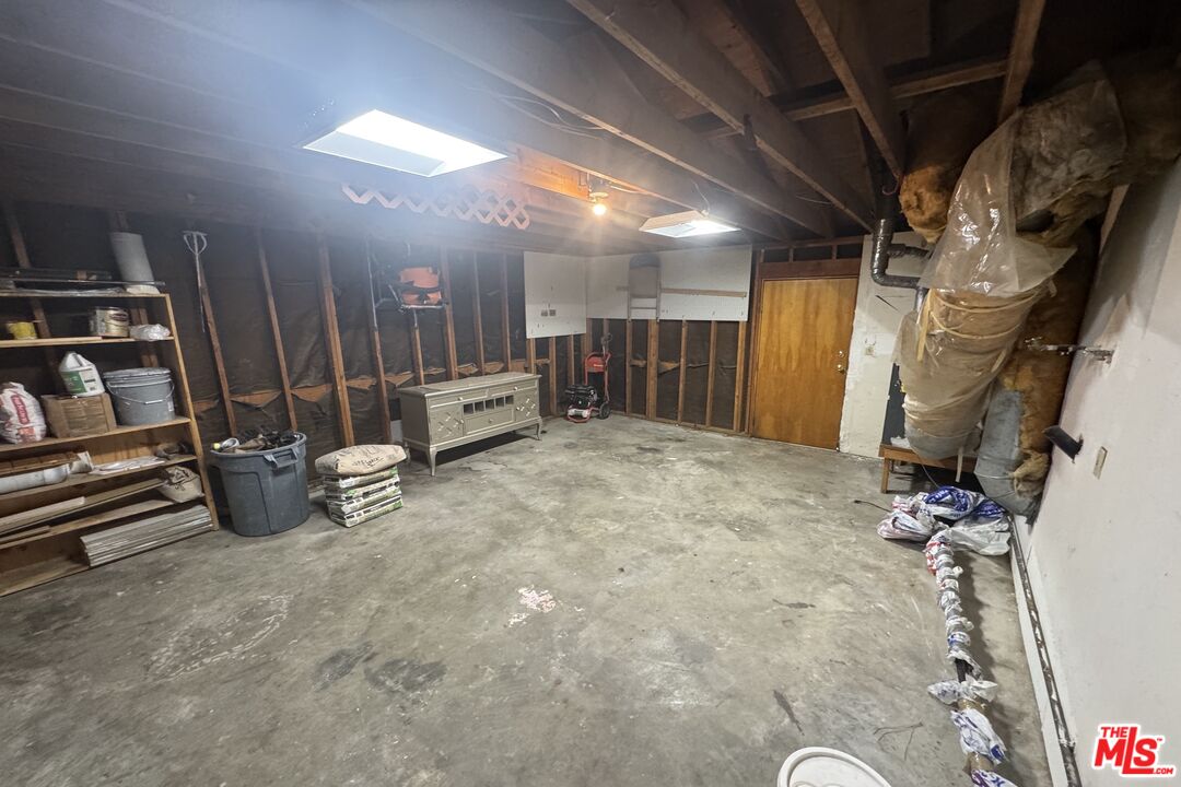 2317 Maplewood Way