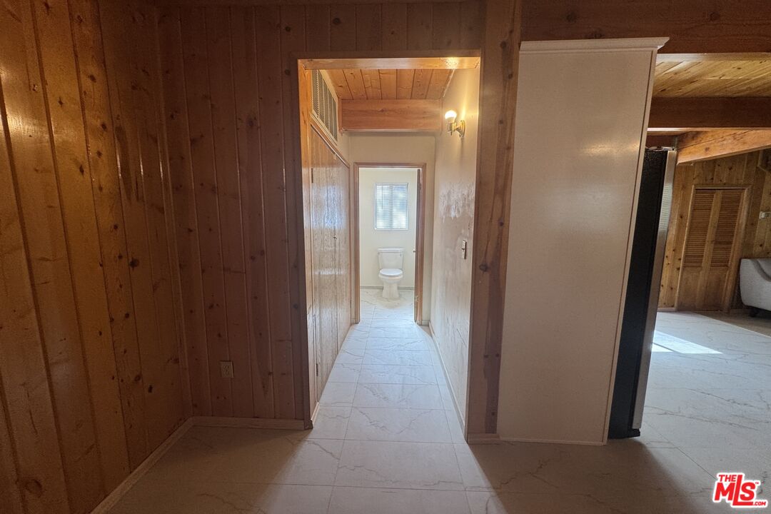 2317 Maplewood Way