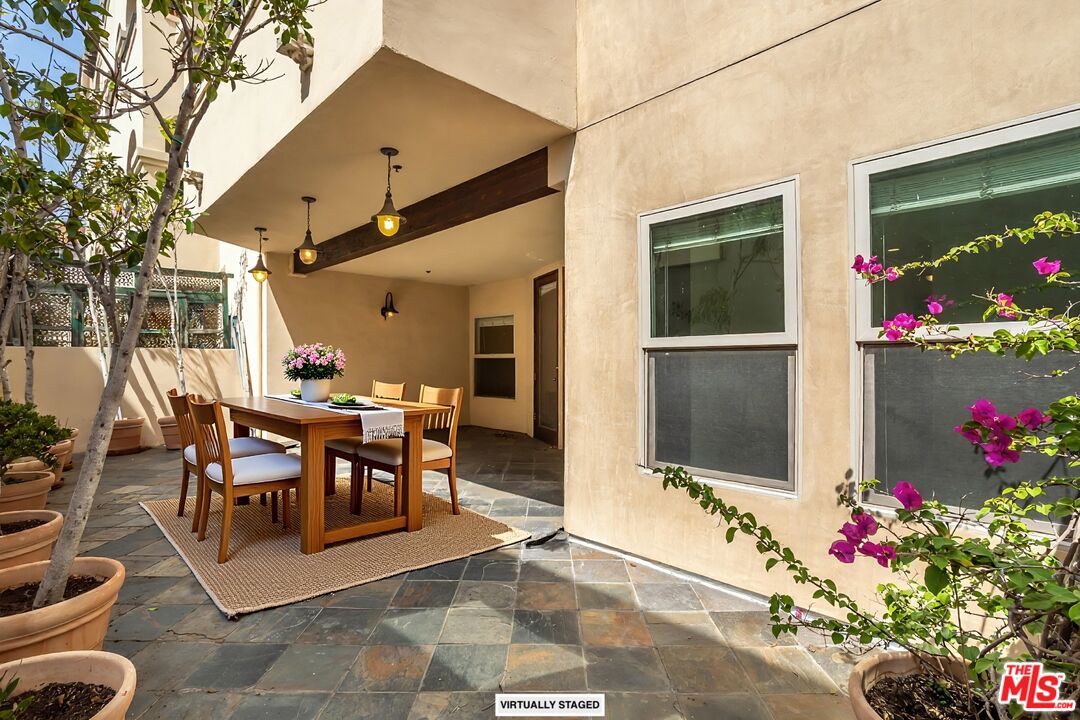 10364 Almayo Ave Unit: 103