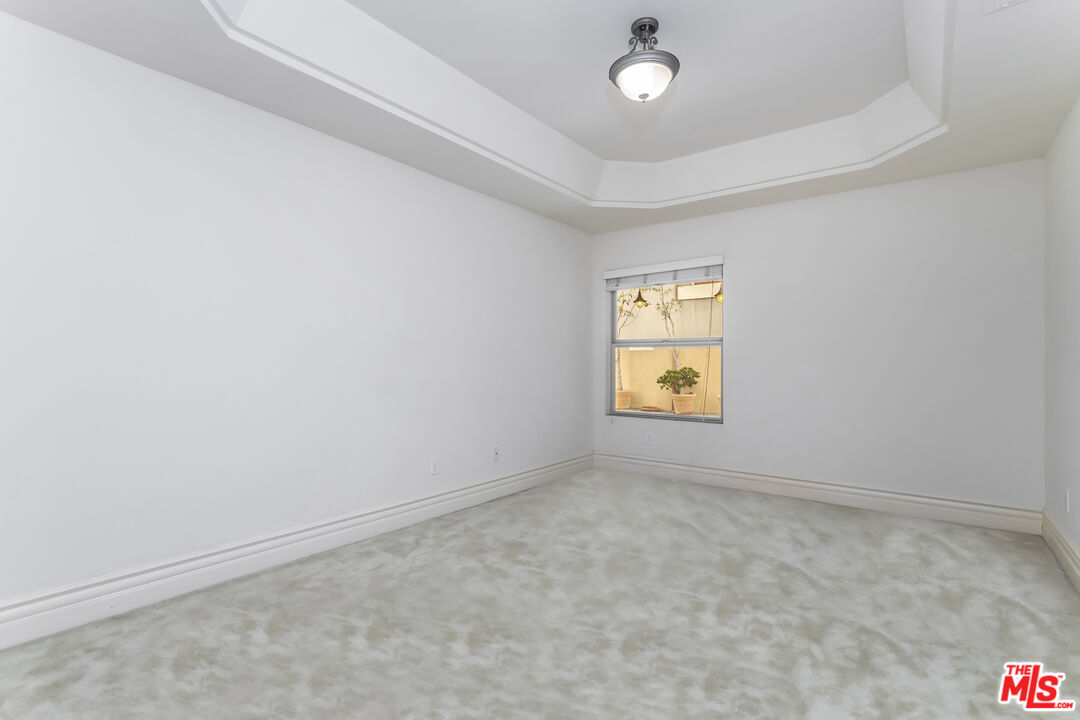 10364 Almayo Ave Unit: 103