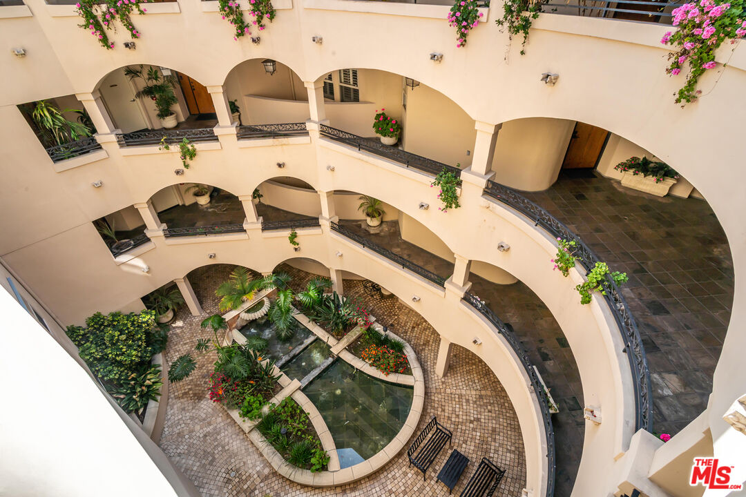 10364 Almayo Ave Unit: 103