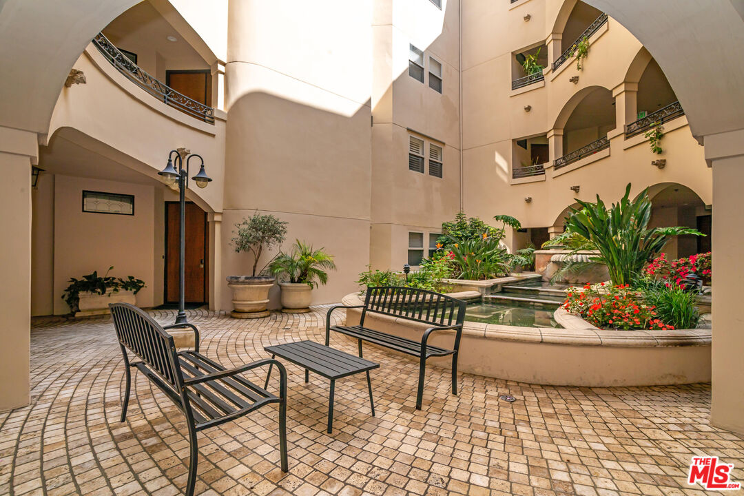 10364 Almayo Ave Unit: 103