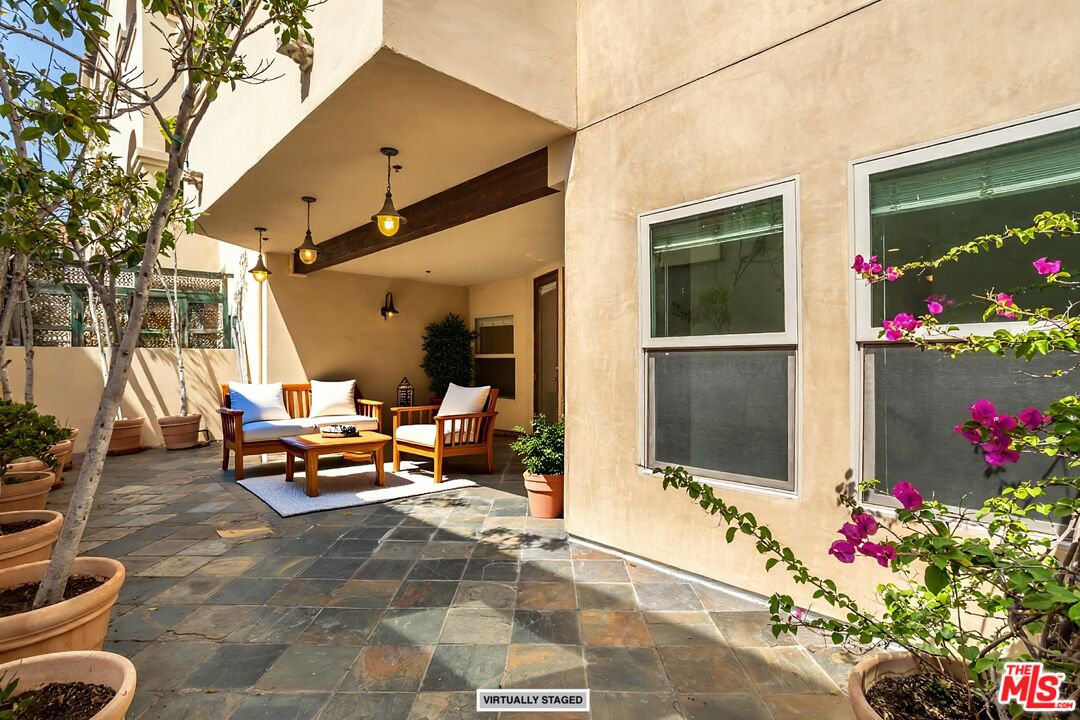 10364 Almayo Ave Unit: 103