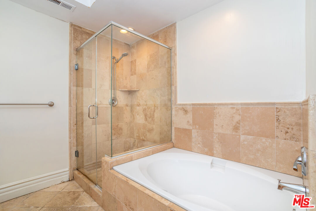 10364 Almayo Ave Unit: 103