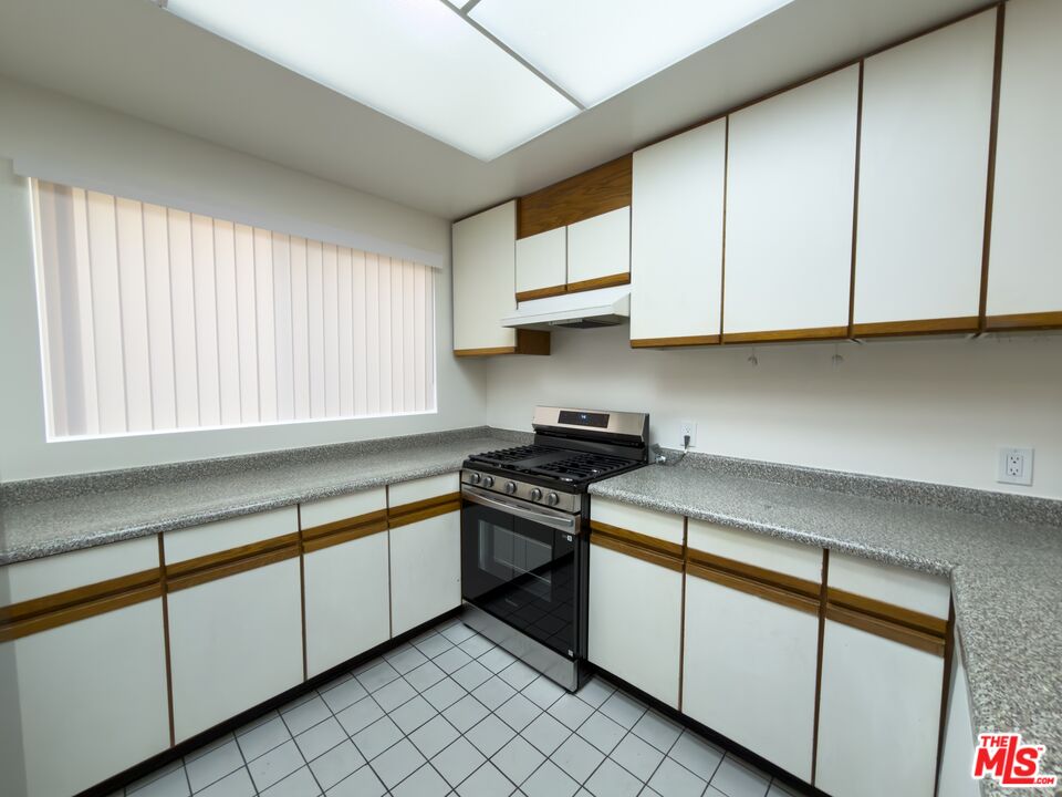 2708 Arizona Ave Unit: C