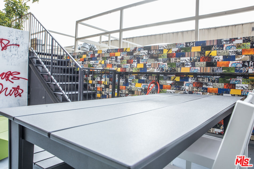1850 Industrial St Unit: 215