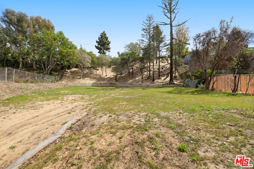 1018 Maroney Ln