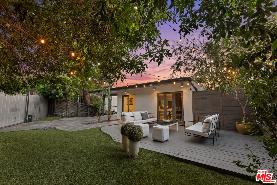 2753 La Cuesta Dr