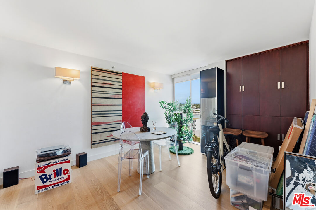 201 Ocean Ave Unit: 904P