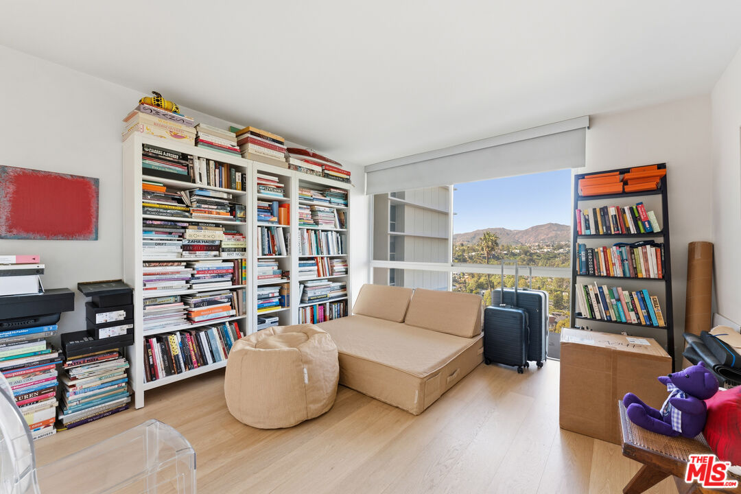 201 Ocean Ave Unit: 904P