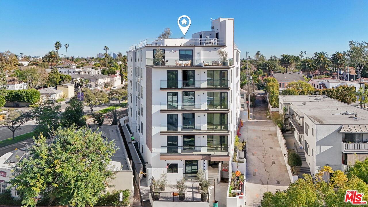 1110 S Spaulding Ave Unit: 102